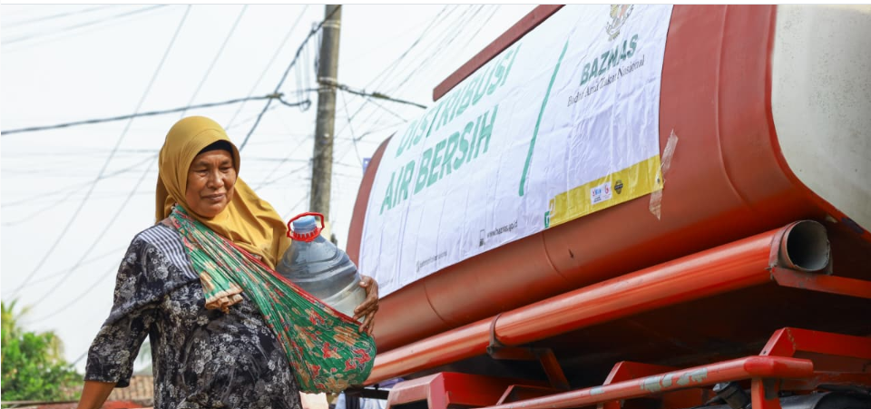 Baznas Salurkan Air Bersih Pandeglang